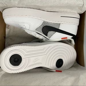 Nike Air Force 1 LV8